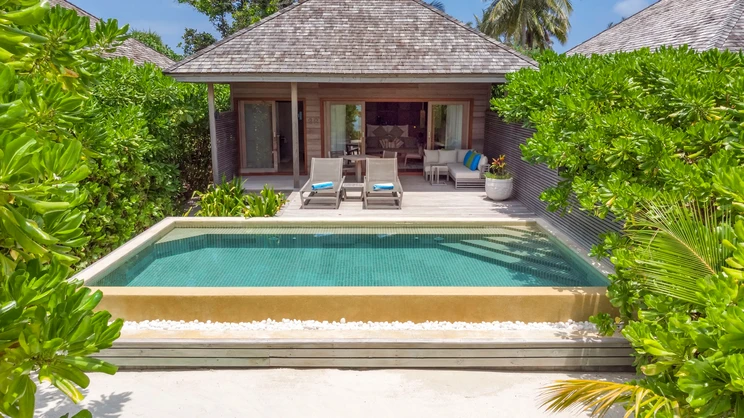 Hurawalhi Maldives Resort